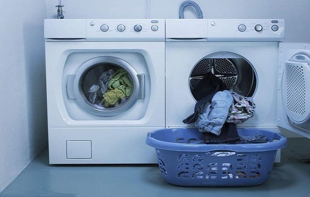 العديد من طرق تنظيف الستار الخاصة